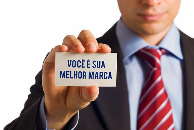 Marketing Pessoal: Como Construir uma Imagem Profissional Forte e se Destacar no Mercado